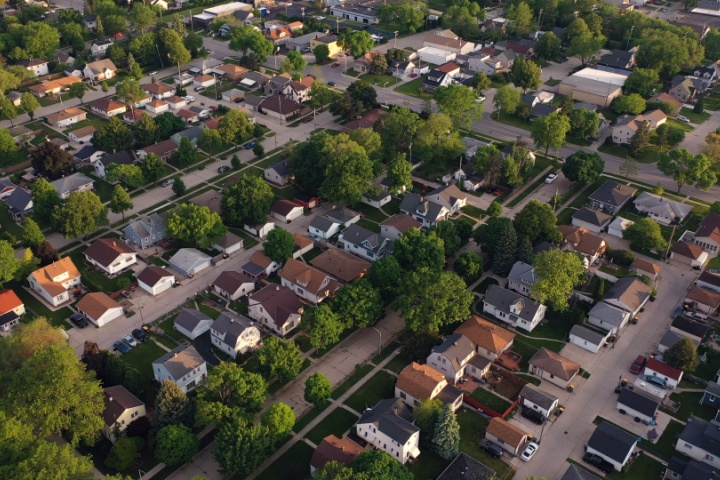 How Much Does Pest Control Cost in Menomonee Falls, WI?